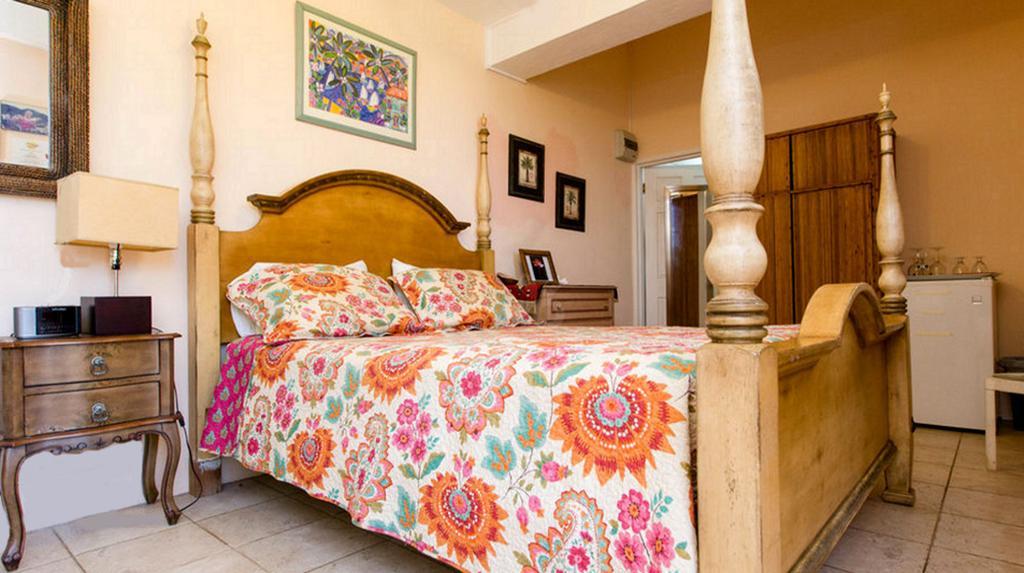 マリーゴット・ベイ Nature'S Paradise Bed & Breakfast エクステリア 写真