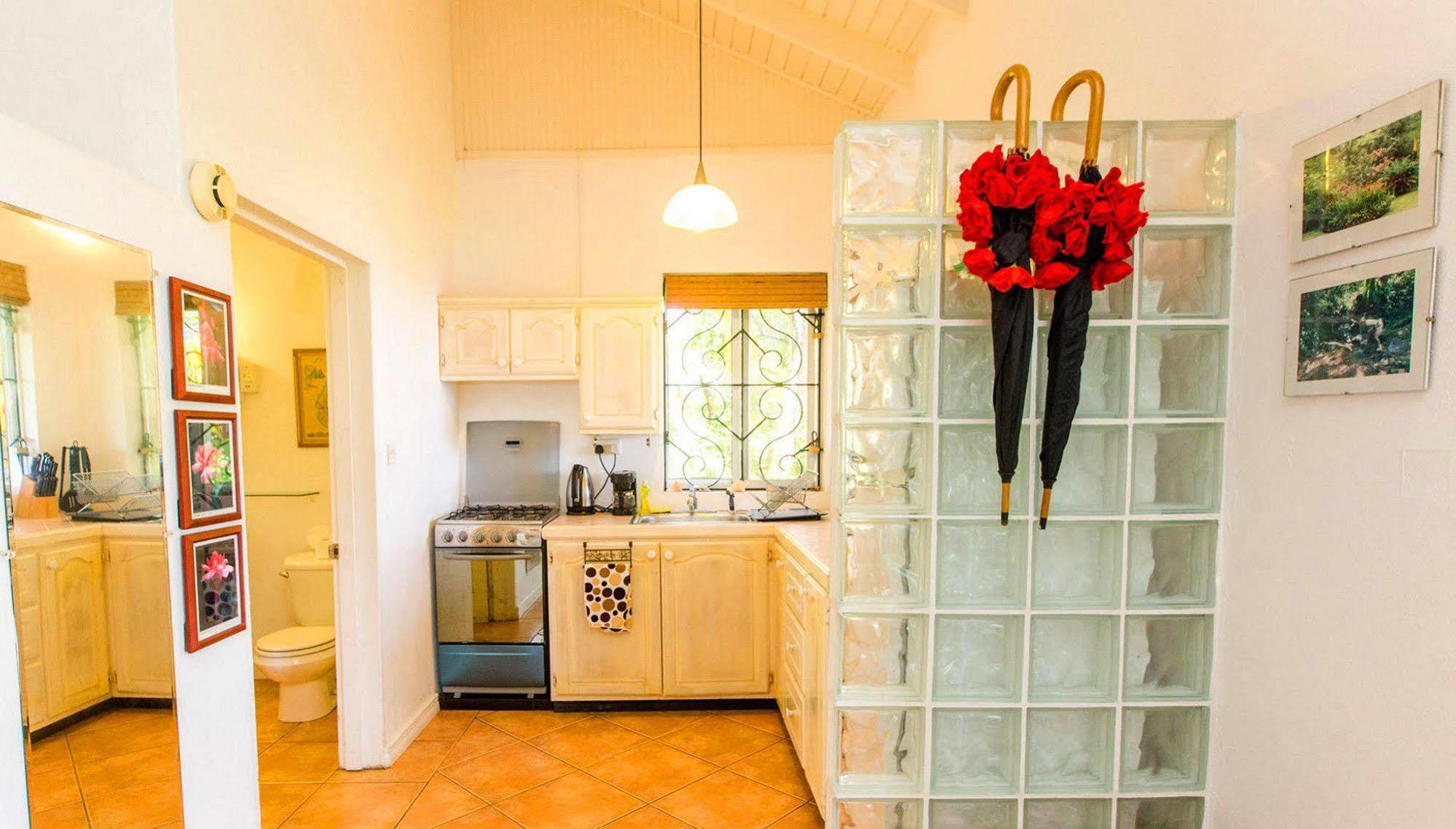 マリーゴット・ベイ Nature'S Paradise Bed & Breakfast エクステリア 写真