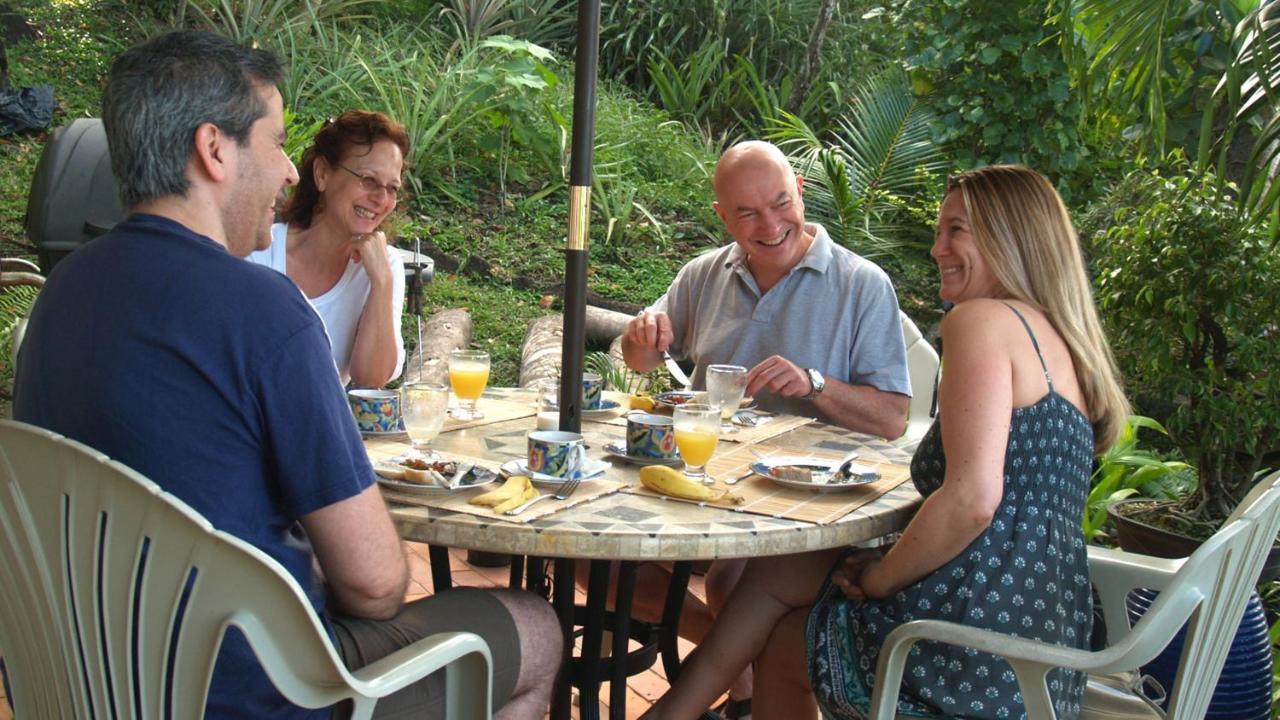 マリーゴット・ベイ Nature'S Paradise Bed & Breakfast エクステリア 写真